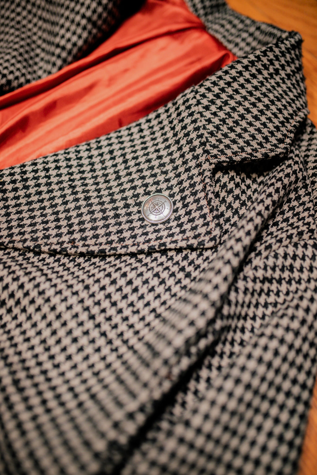 HOUNDSTOOTH COAT