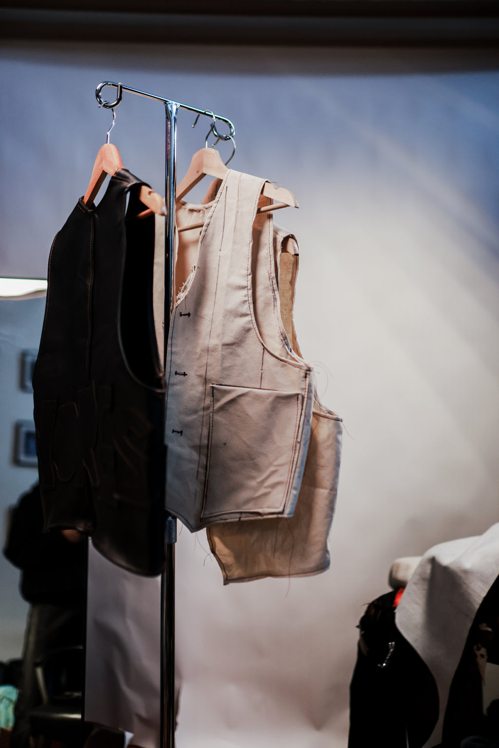 BLACK LEATHER VEST