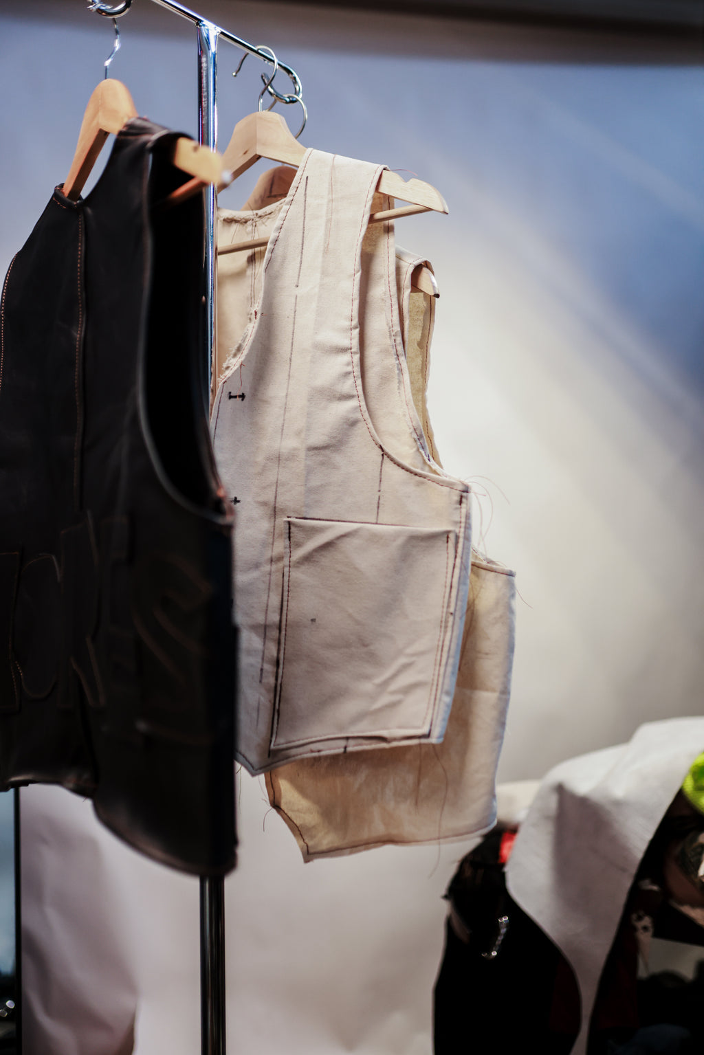 BLACK LEATHER VEST
