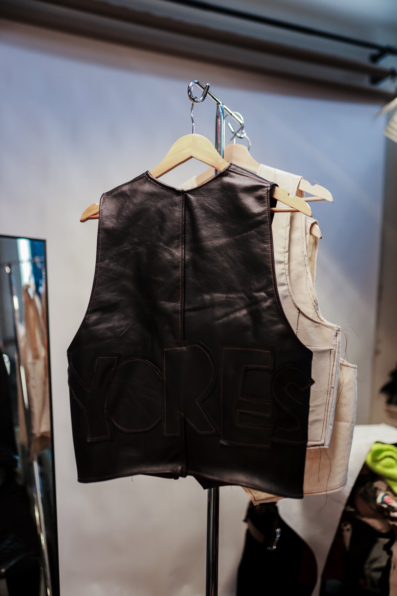 BLACK LEATHER VEST